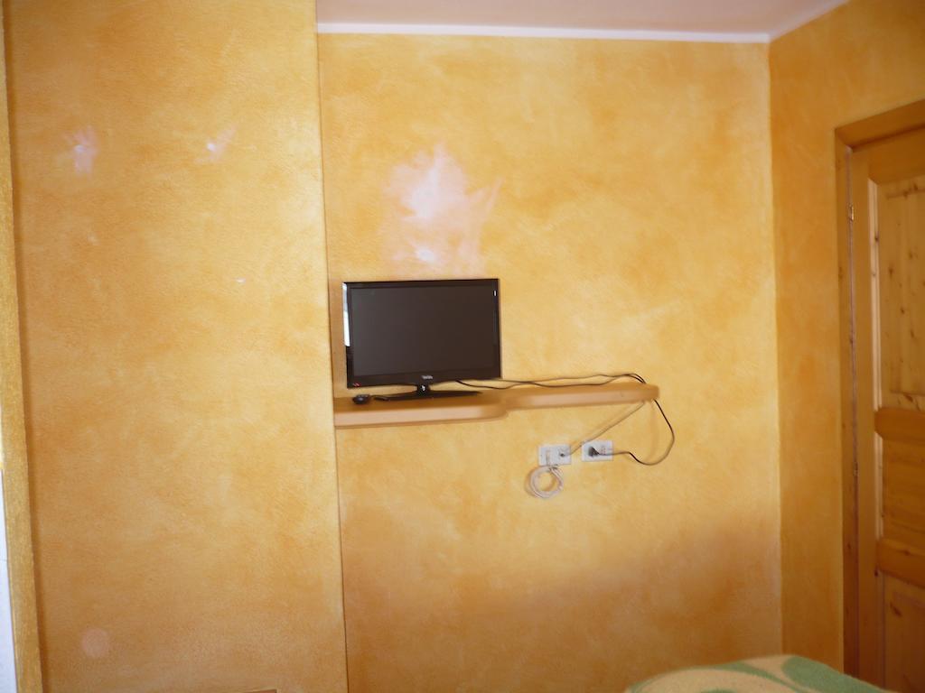 Casa Gembre Apartment Livigno Phòng bức ảnh